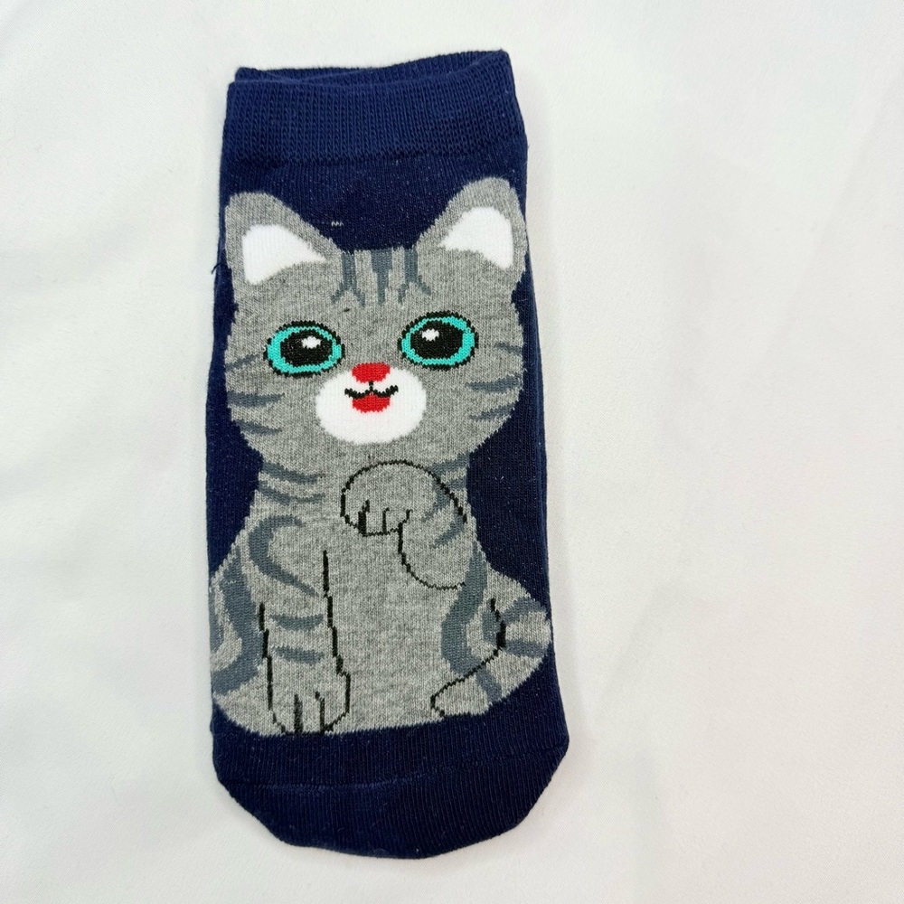 Cat Socks Women’s Gray Striped American Shorthair Cute Whimsical